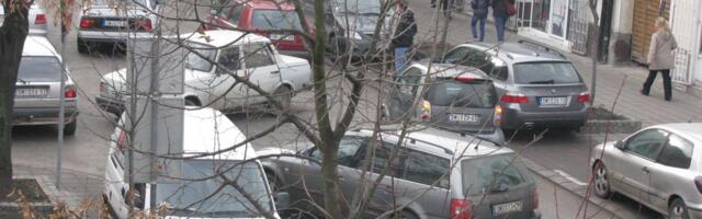 GRAD ZATVARA CENTAR! Kamioni izbačeni iz ulice Kralja Petra u Sremskoj Mitrovici: Snabdevanje samo noću, kazne i stroge kontrole