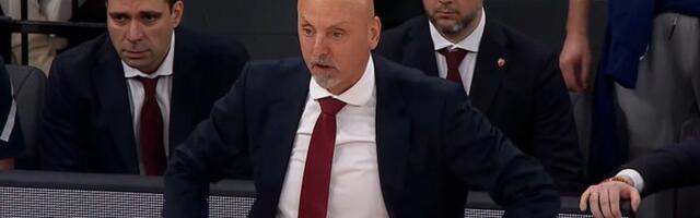 Saša Obradović vikao iz petnih žila, pa odmah zaradio tehničku!