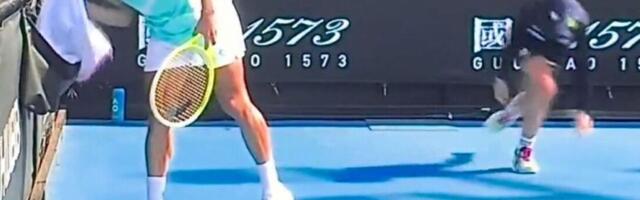 Drama na startu Australijan opena i herojski potez tenisera koji je oduševio publiku