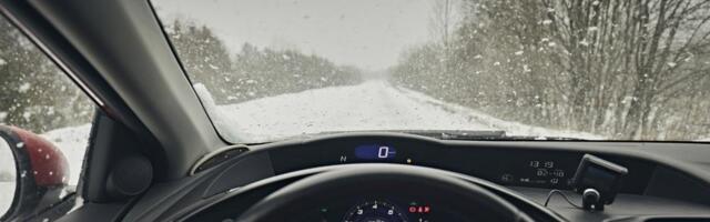 ZLATNO PRAVILO VOŽNJE PO SNEGU Ovo nikako ne smete da radite na zavejanom putu, rizikujete život