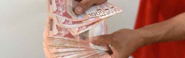 Vučić otkrio koliko je iznosila prosečna plata u decembru: „Po prvi put u istoriji Srbije veća od 1.000 evra“