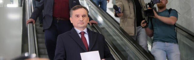 Пољска тражи одговоре како је бивши министар са потернице отпутовао у САД