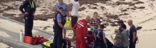 (UZNEMIRUJUĆI VIDEO) HOROR NA POPULARNOM TURISTIČKOM OSTRVU! Velika bela ajkula duga 5 METARA RASKOMADALA tridesetosmogodišnjeg muškarca!
