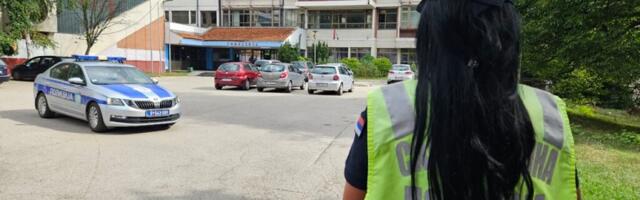 Nova školska godina u Prijepolju počela uz veće prisustvo policije - bezbednost učenika i prosvetara krajnji cilj