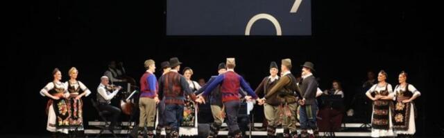 TRI BISA ZA SRPSKO KOLO U TEATRU "ROSETI" U TRSTU! Nacionalni ansambl "Kolo" priredio nezaboravno veče puno emocija