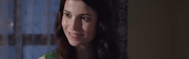 (FOTO) Sećate se Sultanije iz "Sulejmana Veličanstvenog"? Evo kako danas izgleda i sa kim provodi vreme