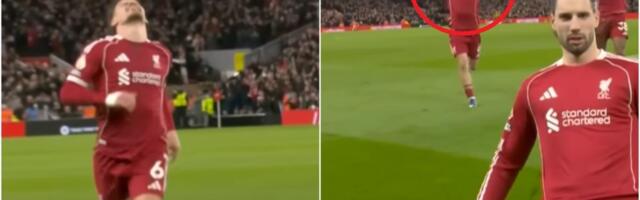 SRBIN POGLEDAO U NEBO, PA SE UHVATIO ZA GLAVU! Neverovatno šta se dogodilo u derbiju Premijer lige, ovako nešto se baš retko viđa! (VIDEO)