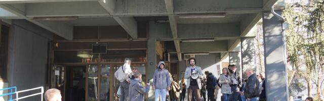 Zbog rekonstrukcije policijskih stanica na Novom Beogradu upravni poslovi privremeno u zgradi SIV 3