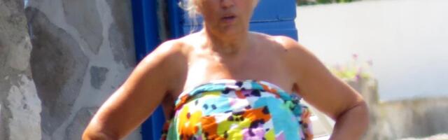 Folkerka NE MOŽE DA PREŽIVI od PENZIJE, PA SKUPLJA PORED KONTEJNERA: "NE SRAMIM SE, TAKAV JE ŽIVOT!"