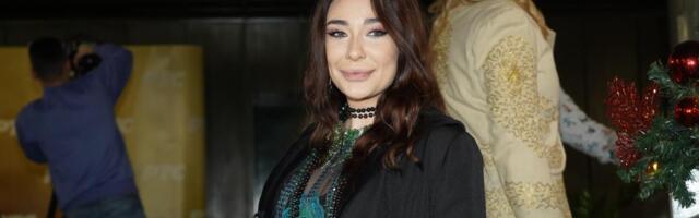 SNEG PAO NA KUTIJU SA STRUJOM, DOŠLO DO KURŠLUSA! Hitno otkazan koncert Sanje Vučić, ona izašla na binu: Detalji