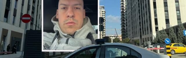 Policija kruži oko zgrade Bake Praseta, nakon paljenja automobila haos u luks naselju!