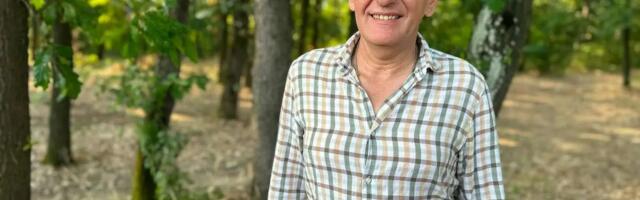 Ovo je čovek koji spasava uplašene Čačane: Dejanu se telefon usijao od poziva zbog ZMIJA