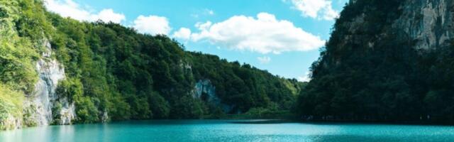 Sve više ljudi ovog leta bira priče umesto plaže: Srbija krije mesta koja menjaju pogled na istoriju
