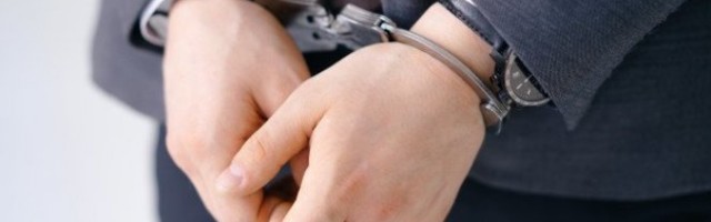 OTKRIVENA VELIKA PREVARA! U policijskoj akciji "Gnev" uhapšen prevarant, uzimao robu na veliko NIKOM NIŠTA NIJE PLAĆAO