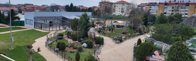 Ponovo radi Prirodnjački centar u Svilajncu, od aprila jedinstvena postavka „Vremeplov” koja vas uz pomoć holograma vodi na druženje sa dinosaurusima i pećinskim čovekom