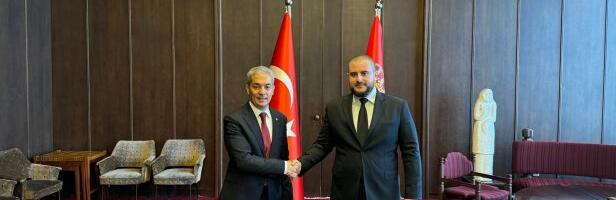 Ambasador Turske Hami Aksoj posjetio Ministra u Vladi Srbije Usame Zukorlića