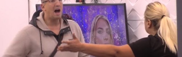 NOVI SUKOB MARIJE I KRISTIJANA GOLUBOVIĆA: Ti si kriminalac na baterije! Orila se Bela kuća - pljuštale UVREDE! Napravili HAOS! (VIDEO)
