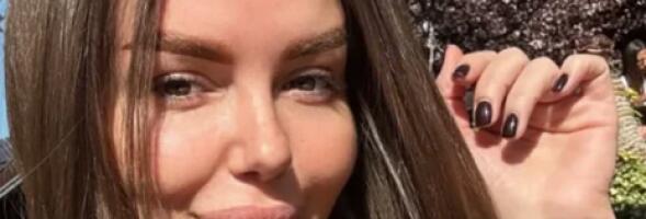 SESTRA BOGDANE RAŽNATOVIĆ LETO PROVODI NA JAHTI: Skinula se u malecni bikini, pa pokazala ZANOSNO TELO! (FOTO)