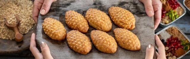 Sočne grčke urmašice: Mekani, a hrskavi kolači - 1 namirnica im daje poseban ukus