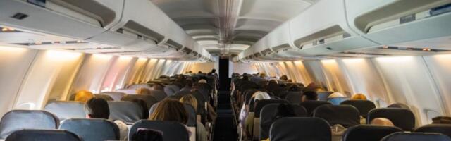 Stjuard otkrio istinu: Evo žašto ne bi smeli da nosite crne čarape na letu - može biti opasno