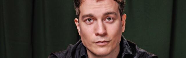 "Verujem da se sve dešava s razlogom" Glumac Đorđe Kadijević kaže da u svim okolnostima ume da pronađe smisao i prostor za rast i da uvek razmišlja srcem