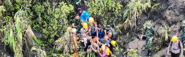 Erupcija vulkana Dukono u Indoneziji: Izbacio pepeo u visinu od 5.000 metara