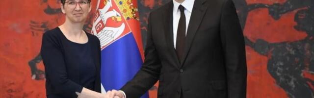 SUSRET NA ANDRIĆEVOM VENCU: Predsednik Vučić prima u oproštajnu posetu nemačku ambasadorku Anke Konrad