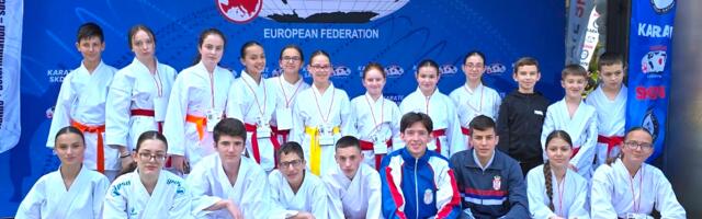 Deset medalja vranjskom Karate klubu Feniks na Evropskom prvenstvu