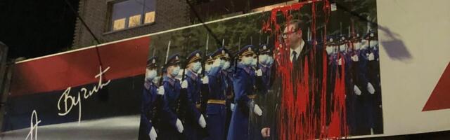 Niški studenti nakon protesta ispred SNS-a: Policija ih saslušava, naprednjaci ih porede sa nacistima