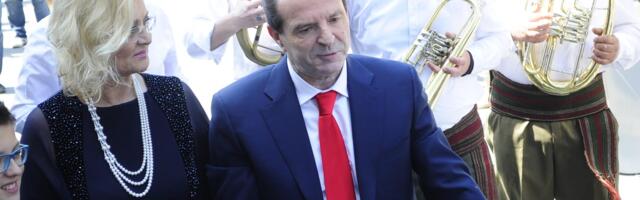 BOGOLJUB KARIĆ PRIMIO TUŽNU VEST! Odmah se oglasio  sa suprugom Milankom: "Delili smo hleb, neka mu je večan pomen!"