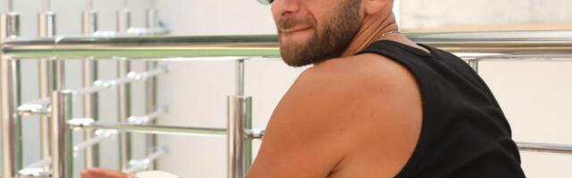 "ODMAH SU POZVALI HITNU" Pevač se srušio pa hitno operisan! Šok ispovest, spomenuo i dramu sa Lunom Đogani: Ja sam kriv za mamine skandale...