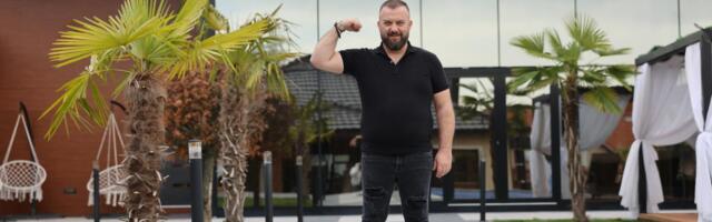 BORKO RADIVOJEVIĆ NAM JE POKAZAO SVOJU KUĆU OD MILION EVRA! Pogledajte kako harmonikaš živi u Petrovcu na Mlavi, ovo je neverovatno (FOTO)