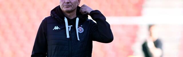 Blagojević otkrio zašto Zdjelar ne igra na derbiju tik pred početak!