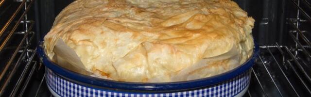 Preliv za pitu koji je čini hrskavom i sočnom: 1 čaša je dovoljna da bude bolja nego ona iz pekare