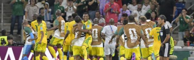 ISTORIJA JUŽNE AFRIKE! "Bafana Bafana" minimalcem preko Južne Koreje do drugog mesta (Video)