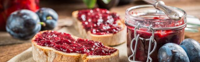Recept za domaći pekmez od šljiva koji uspeva svaki put: Jedan sastojak daje mu poseban šmek