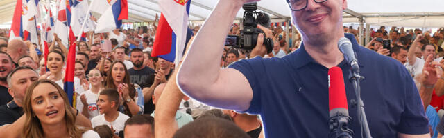 SRBIJA JE NAJJAČA KADA JE UJEDINJENA! Vučić: Služio sam vam verno, odano i časno - borio sam se za našu zemlju i mnogo više nego što ste mogli da vidite (VIDEO)