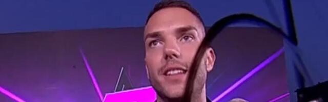 ANĐELA SPUCALA REALNOSTI, GORI OD BESA ZBOG INFORMACIJA O ANITI! Strahuje da će se za ovo saznati, brže-bolje uklanja dokaze!