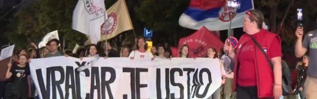 Građani na adresi Gorana Vesića i Suzane Vasiljević, jake policijske snage kod Pionirskog parka