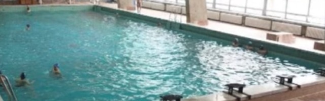 "SNS gradi sportski centar, a deca idu u oronule vrtiće"