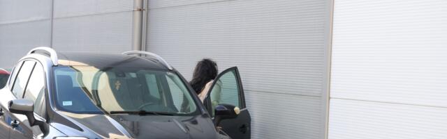 Godinama KUBURILA SA KILOGRAMIMA, a onda rešila da se posveti poznatoj metodi: Evo kako je FOLKERKA smršala i izvajala telo u 63-oj godini