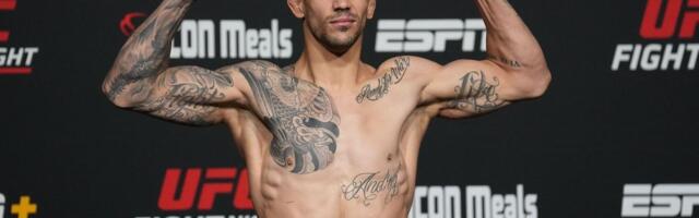 Kakva zver: Aleksandar Rakić objavio fotke u dresu Srbije i tako najavio nastup na UFC-u u Beogradu