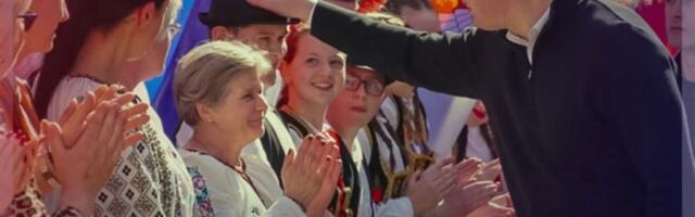 "ŽELIMO DA BUDEMO UJEDINJENI U LJUBAVI PREMA SRBIJI..."  Predsednik Vučić poslao ključnu poruku svim građanima!