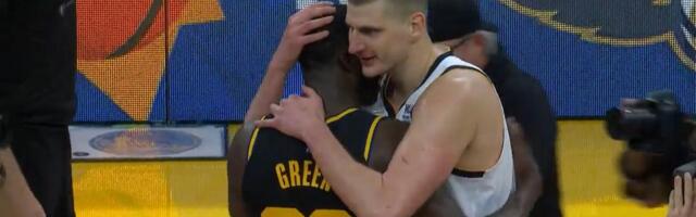 Jokić posle poraza prvo prišao najvećem "mesaru" i pokazao klasu: Na udarce i guranje prsta u oko odgovorio šmekerski /VIDEO/