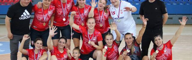 Niš prvi u regionu dobio ženski futsal tim – „Gvozdeni puk“ već osvojio prvi pehar