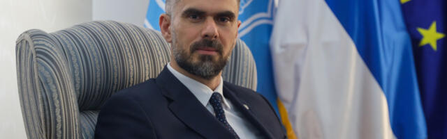 VOZ ZA ŠEST MESECI PONOVO STAJE U NOVOM SADU Novo stajalište imaće i 150 parking mesta, uvešće se posebne autobuske linije, a evo šta je još istakao prvi čovek Grada Žarko Mićin