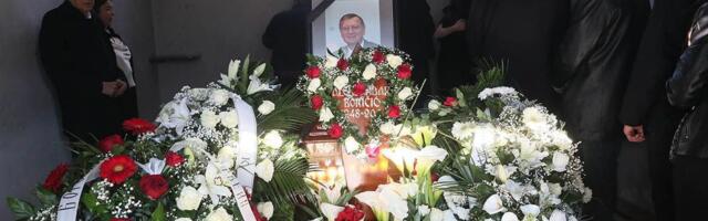 Sahranjen Aleksandar Boričić u Beogradu: Odbojkaške legende ga ispratile na večni počinak /FOTO/