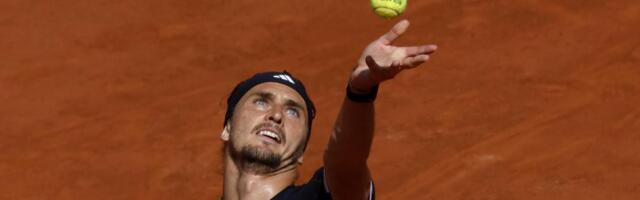 KOBOLI – ZVEREV Italijan poklonio treći set, Nemac na korak do titule!