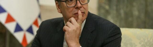 PRLJAVI PLAN ZA UDAR NA VUČIĆA: Laž o "zvučnom topu" kao instrument za rušenje Srbije!