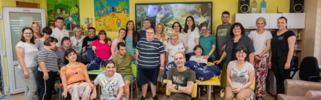 „NAŠI SNOVI” LJUBAV SU BEZ  KRAJA: Fondacija Mozzart već dve godine uz udruženje iz Valjeva